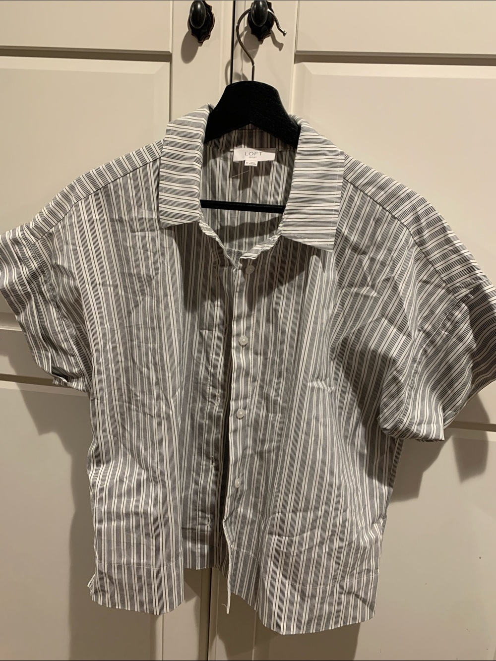 LOFT Gray & White Vertical Stripe Short-Sleeve Button-Down Blouse